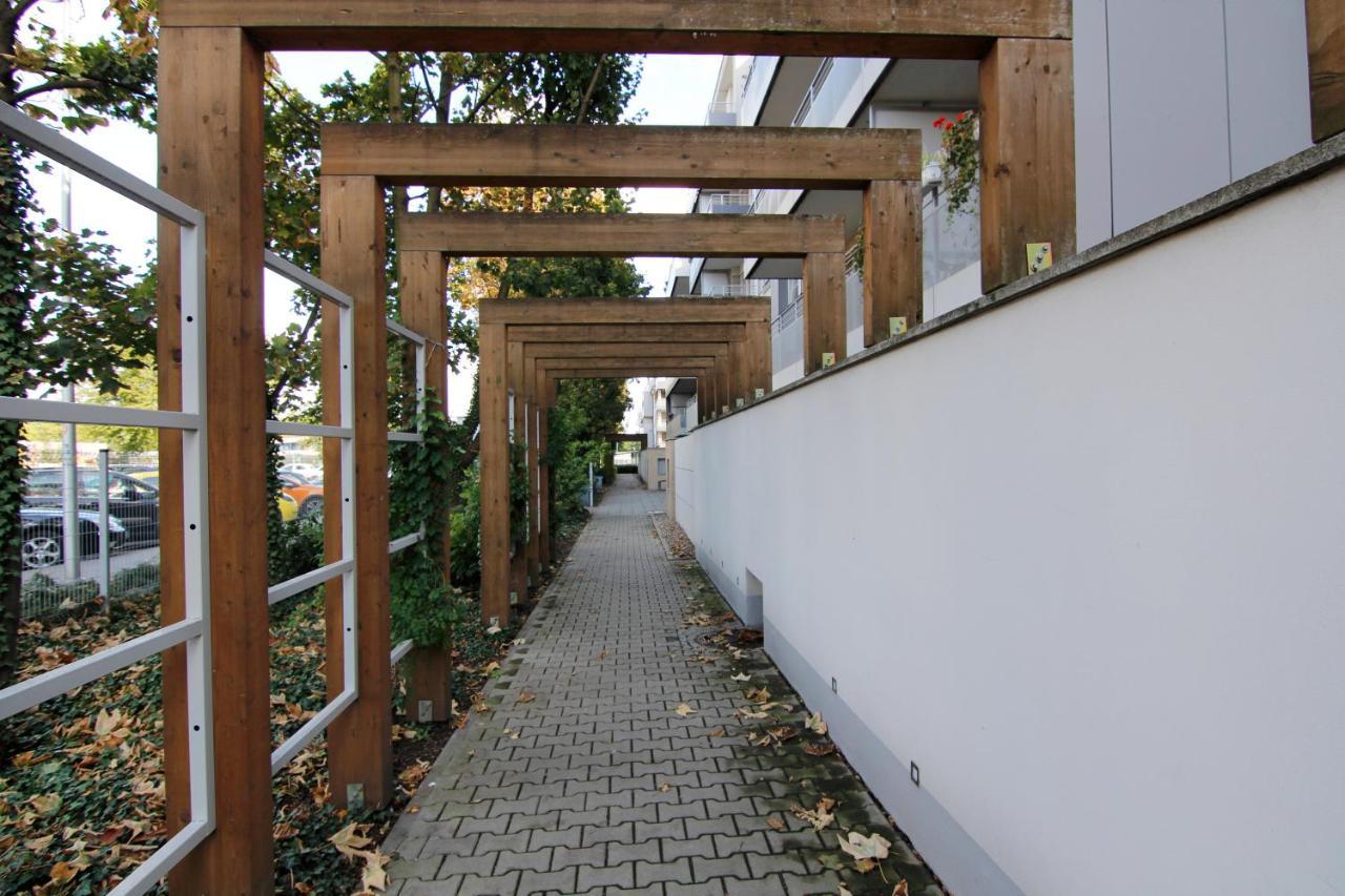 Blue River - Klimasa - Taras - Private Apartment 弗罗茨瓦夫 外观 照片
